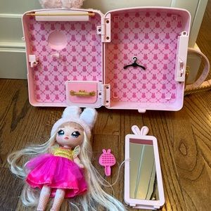 Na! Na! Na! Surprise MGA Pink Bunny Aubrey Heart Bedroom Backpack & Doll